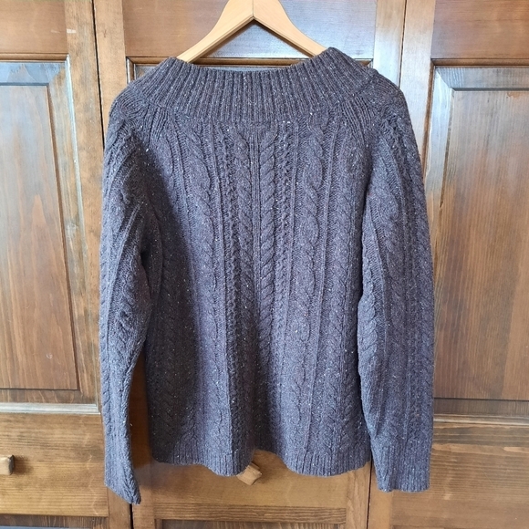 Eddie Bauer wool angora blend brown chunky cable knit crewneck sweater - Picture 8 of 11